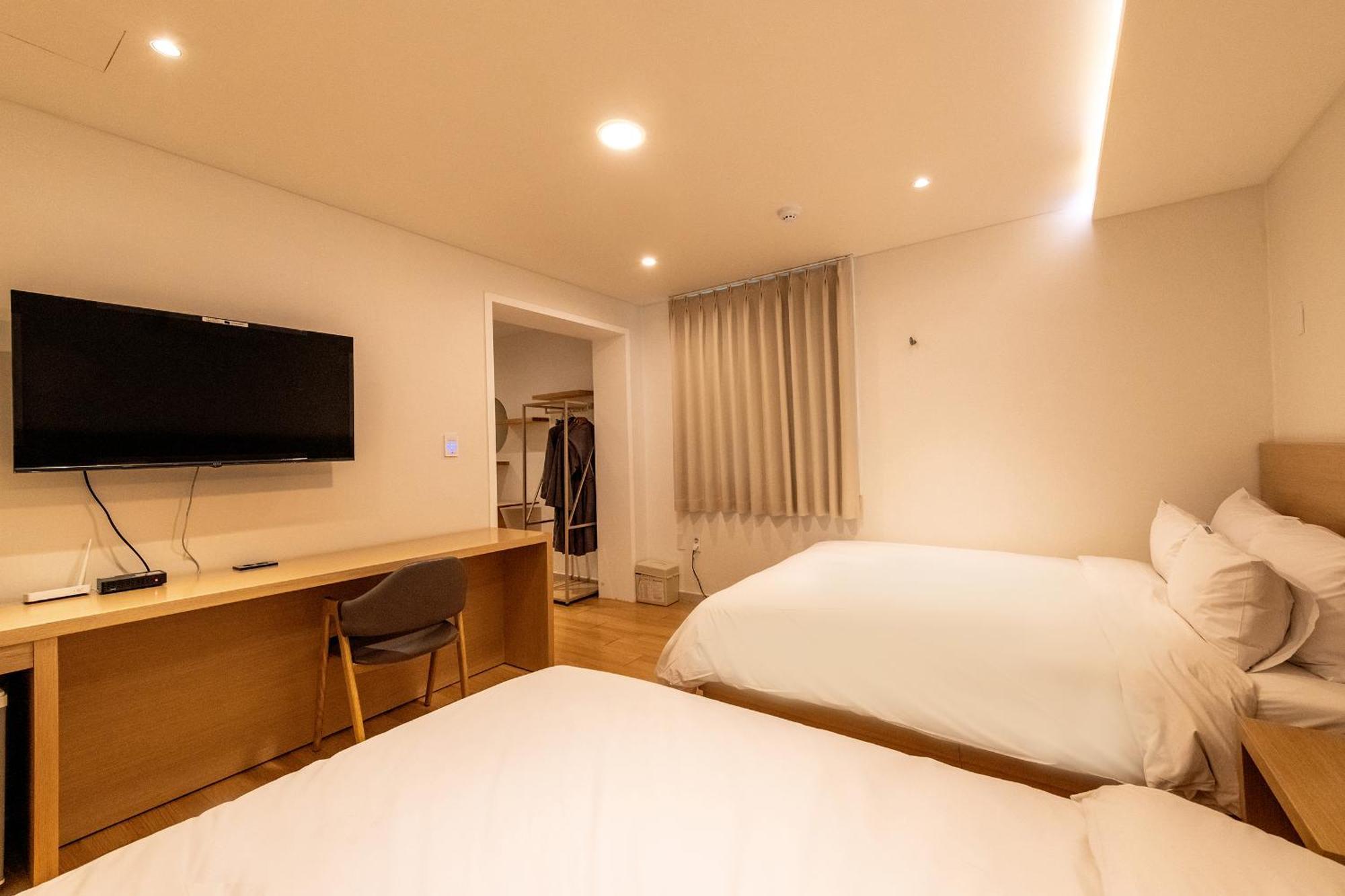 H Avenue Chuncheon Hotell Eksteriør bilde